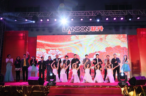 lễ kỷ niệm Lanson đúc năm mới